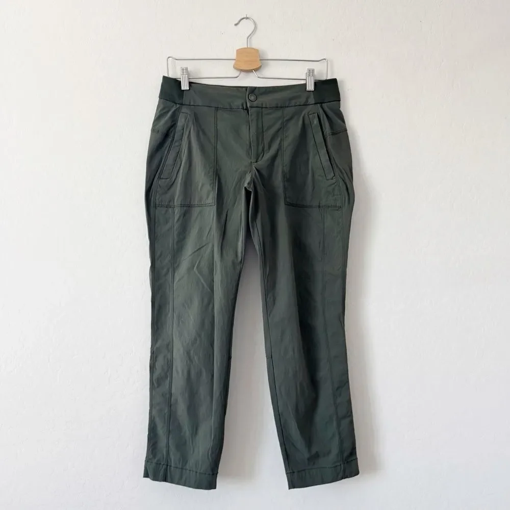 Athleta Trekkie Cropped Pants in Green 778166 Size 10 Tall